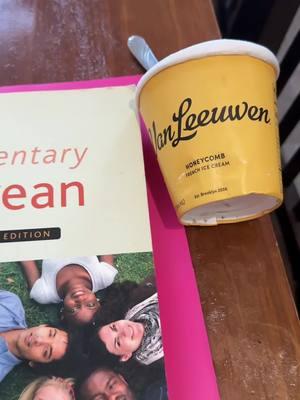 #vanleeuwenicecream #vanleeuwensweettreat @Van Leeuwen Ice Cream @vanleeuwenicecream 