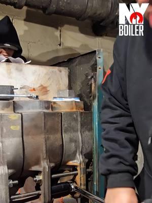 Tighten each section of the boiler block with 150 pounds of torque plumber #hvacmaintenance #thermaloilboilermanufacturer #hvacservice #hvacsystem  #plomero #boilerrepair #boilerservicing #boiler #boilerroom #boilerservice #nyboilerrepair #nyboiler #louietheboilerman