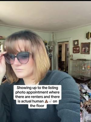 Like I know you’re mad the owner is selling, but it ain’t my fault 🤦🏻‍♀️ #realestateohotographer #photographerlife #renters #humor #northgeorgiarealestate 