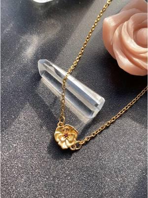 jewelry that lasts 🙌🏼 no more tarnished pieces and green skin 🤩 #goldnecklace #birthmonth #birthflower #crystaljewelry #crystalnecklace #garnetjewelry #garnetnecklace #goldjewelry #necklace #necklaces #jewelry #jewelryshop #bestjewelry 