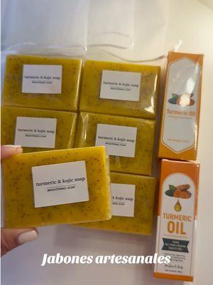 Tengo varios días usando el jabón artesanal de cúrcuma, en otro video les digo cómo me va 🥰 pero hasta el momento estoy muy satisfecha ✨ Turmeric Soap & Essential Oil  #jabonesdecurcuma #jabonartesanal #jabonenbarra #cuidadodelapiel #jaboncorporal 