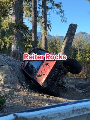 Between a rock and a hard place #reiter #ilikerocks #offroad4x4 #toyota #badassrigs #irok #orv #youcandoit #wheeling #rockcrawling #rockandahardplace @BreAnna Rehaume 