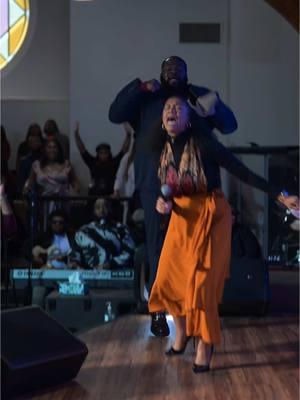 🔥 WHEW!! There is so much power in The Name Jesus! The way @Mattaniah Spence prayed heaven down Sunday @SpiritAndTruthChurch…smh.  You’d better learn how to pronounce and spell her name correctly…you’re going to be hearing a lot of it! #SpiritAndTruth #PastorMarkMoore #MarkMooreJr #praisebreaks #atlantachurch  