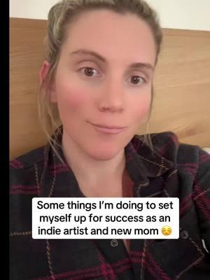 A little goes along way. And holding yourself accountable for daily actions is kinda the ticket for success when you have a lot on your plate. #indieartists #newmom #postpartum #momsinmusic #musiclicensing 