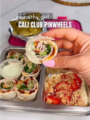 Replying to @peyton pack your lunch with me this week 🥰🫶🏼 you will look forward to this one !!  #mealprep #healthymeals #healthylunches #highproteinlunch #lunchmealprep #highprotein #easymeals #mealideas #pinwheels 