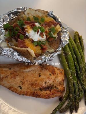 Make dinner with me 🍽️ #DinnerIdeas #dinner #bakedpotato #chicken #asparagus #cook #cookwithme #cooking #mealideas #mealprep #cocina #cocinando #Recipe #recetas #Receta 