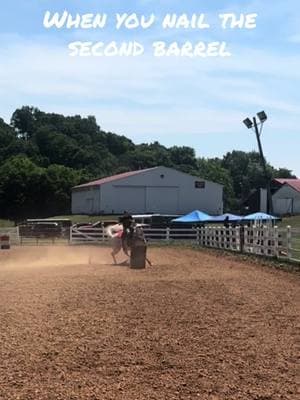 Whiplash #contesting #standardbred #standardbredsoftiktok #horseshows #horsesoftiktok #horseshows #barrelracingfails #barrelracingtips #standardbredhorse #barrelracerland #protipsandtricks 