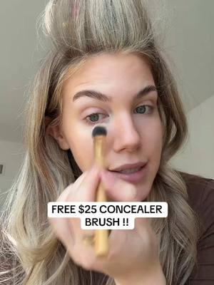 Replying to @user5593434400437 this deal is TOO good !! grab it before it goes away 🫶🏻 #tarte #tartecosmetics #tartecreaselessconcealer #tarteconcealer #tartepawbrush #makeup #concealer #concealerbrush #tiktokshopfinds #tiktokshopdeals @tarte cosmetics 