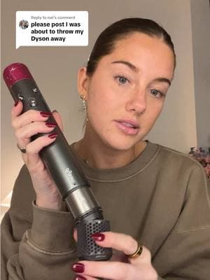 Replying to @nat performing surgery on the dyson airwrap lol #dysonairwrap #dysonfilter 