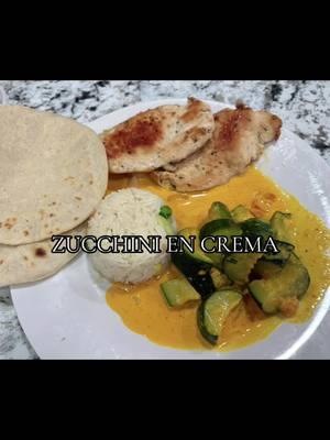 Zucchinis en crema 🇬🇹 #recetas #recetasfaciles #comida #cocina #pechugasdepollo #zucchiniencrema #comidahechaencasa 