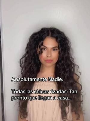 The relief >>> 😅😌💕 #solorizos #curlyhairproblems #curlyhair #curlycommunity #pineapplebun #peinados #ondurizadas #hairstyle #updo #hair #explore #viral  #rizosnaturales #curlyhairstyles #rizondulada 