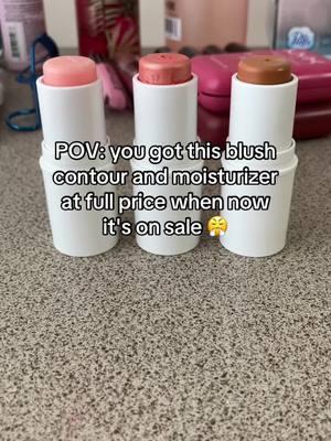 #makeup #blushstick #blush #contour #contourstick #lipmoisturizer #bayfree #TikTokShop #fyp #foryou #viral 