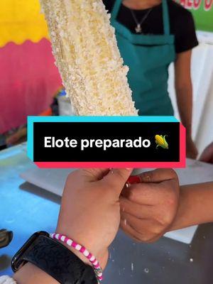 Quién va a querer un elotito? 😋🌽 #zacatecas #rancho #vidaderancho #ranch #ranchlife #campo #vidadecampo #mexico #chuladademaiz #chuladademaizprieto #tlaltenango #tlaltenangozacatecas #elotepreparado #eloteenpalo #onthisday 