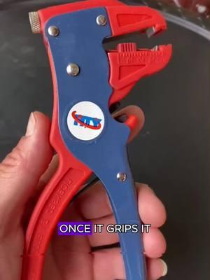 "Duckbill Wire Stripper – Precise, Durable, and Perfect for All Your Wiring Needs! 🔧⚡ #WireStripper #DuckbillDesign #ElectricalTools #DIYTools #HomeImprovement #ToolEssentials"