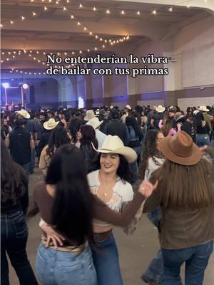 Chicas q les parece #fyp #fypシ #foryoupage #paratipage #paratiiiiiiiiiiiiiiiiiiiiiiiiiiiiiii  #baile #sanjoaquinfairgrounds #elcoyote #elcoyoteysubandatierrasanta #bandaelrecodo #bandaelrecododecruzlizarraga #losrecoditos #stockton 