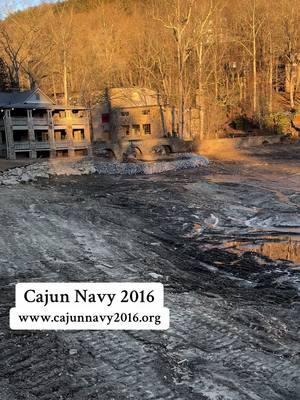 They have finally gotten Lake Susan dug out the way she use to be in Montreat. Won’t be long til she is filled with water again. Slowly but surely WNC is getting put back together. We would like to once again thank Montreat Conference Center for housing our crew during this historical event in WNC. Blessed! We love you!❤️🇺🇸 #cajunnavy #cajunnavy2016 #montreat #lakesusan #wnc #helene