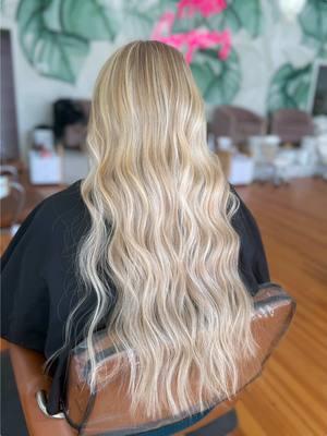 You WON’T regret it 💋💌👠 @VictoriaJayne Hair Co.  #adayinthelifeofahairstylist #adayinmylife #hairstylistnearme #hairtok #BombshellBarbieHair #DetangledWithTaylor #HairTransformation 