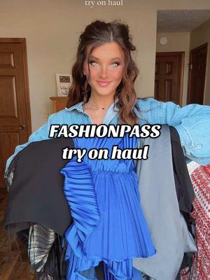 ✨@FashionPass try on haul✨ I have dreamed about the blue dress ever since I tried it on…pure perfection!!  #fashion #fashionpass #tryonhaul #formaldress #gala #weddingguestdress #tryon 