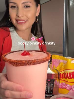 💖 another Valentine drink idea for your girls  #pinkdrink #pinkwhitney #startburts #starburtsdrink #pinkstarburstlemonade #lemonade #drink #drinkidea #cocktail #cocktailidea #prettydrink 