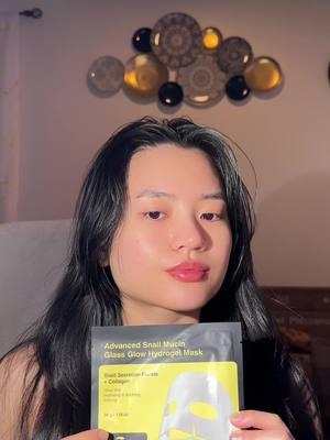 I love hydrogel masks 💗✨ Advanced Snail Mucin Glass Glow Hydrogel Face Mask Available on Amazon #COSRX #MirrorSkin #SnailMask #HydrogelMask #SnailGlow   @COSRX Official @Amazon @COSRX US 