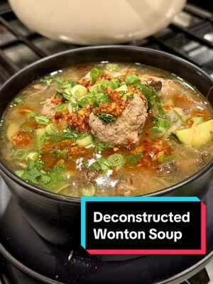 DECONSTRUCTED WONTON SOUP! 🍲 #easysouprecipe #easysoup #viral #lowcarbrecipes #keto #soupseason #wontonsoup 