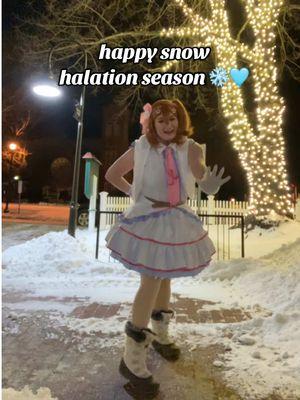 it’s that time of year again… of course i had to do snow halation again!! (!!i’m wearing shorts!!) i now have the cosplay to go with the song :3 it was SO COLD #snowhalation#snowhalationcosplay#lovelive#lovelivecosplay#lovelivecosplayer#honokacosplay#honokakousaka#honokakousakacosplay#idolcosplay#todoketesetsunasaniwa#cosidol#snowhalationdance#meikoscos 