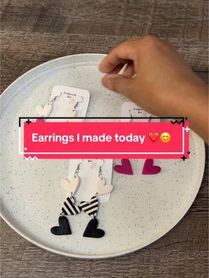 I just wanted to show you the earrings I made today 😊❤️👍🏻#polymerclayearrings #heartearrings #cuteclayearrings #handmadeearrings #handmadebusiness 