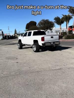 It be like that🫠 Whens the next turn/light?💀 #chevrolet #chevy #americanforces #americanforcewheels #22x14 #14wides #fts #ftssuspension #txtowmirrors #pavementprincess #rc #skar #skaraudio #liftedtrucks #trucksofinstagram #truckgram #trucktok #liftedbrah #newpost #hardwork #workhard #workhardplayhard 