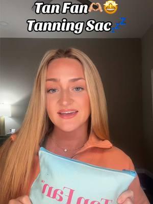 Suchhh a helppp when I self tan!🫶🏼🤩#greenscreenvideo #tanfan #sleepsac #tan #tanning #selftan #tips #alixearle #tanningtips #tricks #tipsandtricks #hacks @TanFan 