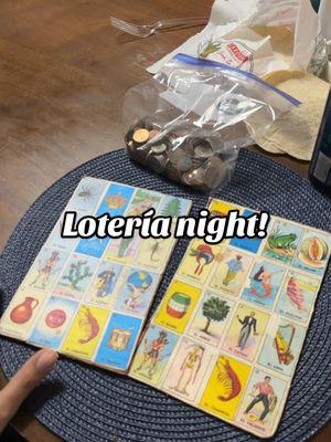 I literally only brought a ziploc bag of change lol. Lotería Night #loteria #loterianight #956 #brownsville #brownsvilletx #thevalley #loteriakit 