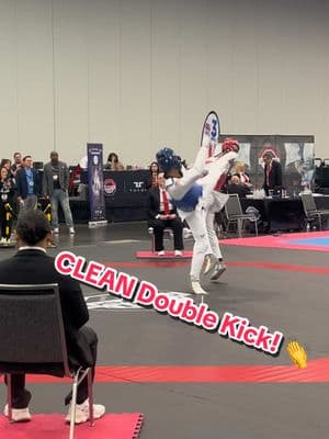 CLEAN DOUBLE KICK 💥💥 at USATKD NATIONAL TEAM TRIALS! Do you guys know who this is??! 🙌🥋 . . . #USATKD #DoubleKick #TKD #WorldTaekwondo #DV58 #HeadShot #CJ