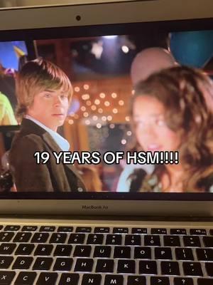 I feel so old #hsm #highschoolmusical #zacefron #vanessahudgens #corbinbleu #flight29down #cremebrulee #dcom #disneychanneloriginalmovie #disneychannel 