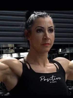 Orsolya Szilagyi 🙂💪🔥 #girlswithmuscle #girlswithmuscles #femalemuscle #femalebodybuilding #bodybuilding #bodybuilder #biceps #guns #gunshow #flex #muscle #musclegirl #girlswholift #squat #liftheavy #legs #legday #fit #fitgirls #gains #beauty #glutes #curvy #strongwomen #strength #gymrat #workout #exercise #buff #abs #GymTok #beastmode #weightlifting 