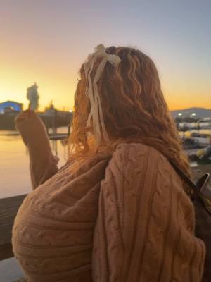 God is good ✝️ #pier39 #goldengate #sanfrancisco #god #usa🇺🇸 #foryoupage #fyp #curlyhair #latina #sunset #cottoncandy #skies 