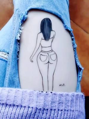 Happiness is not about having everything, but about having exactly what you want by your side, ordinary people, ordinary life. Don't expect grandeur, just hope for an ordinary and stable life. On the road of love, there are only you and me#Backview #Drawcasually #Smallfreshtattoo 