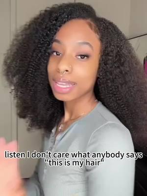 This def her hair ouuu 😮‍💨😍 Sooo natural & fulll! 👉🏽V Part Afro Curly 18” Wig#linkinbio #vshowhair #gluelesswig #vpartwig #vpartwiginstall #blackgirlmagic #wigtok #afrocurlyhair 