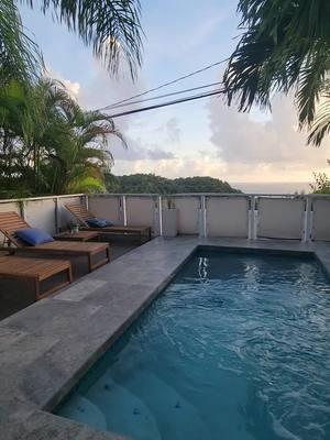 Viaja a PR y quédate con nosotros en Casa Loba Suites, a solo 3 minutos del faro de Rincón.  #rinconpuertorico #airbnbrinconpr #airbnbpuertorico #casaloba #suites #privatepool 