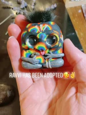 Prepping Ravvi for their travels 🥰 #lumi #packingorders #art #polymerclay #etsy #pet #craft #thecosmicfizz #friends #emotionalsupportanimal #crystals 