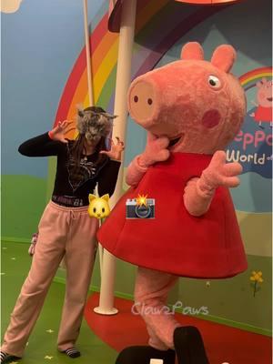 CAT MEETS PEPPA? 😱 #therian #peppaworld #peppapig #fyp #foryou #clawzpaws #silly @Peppa Pig World of Play USA @Peppa Pig 