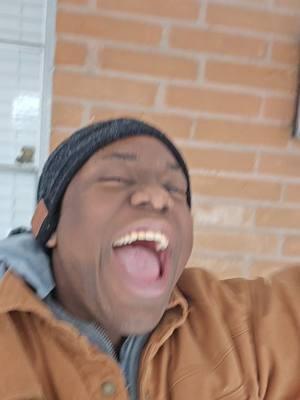 When you see snow for the first time in 7 years... #cendlove #cendloveentertainment #cendlovestudios #fyp #fypage #fypagee #foryou #foryoupage #foryourpage #100k #100kfollowers #roadto100k 