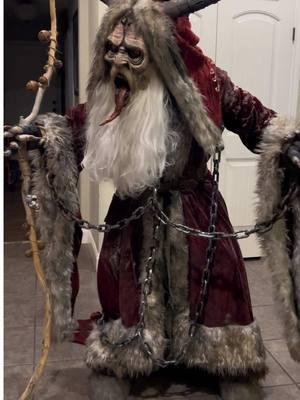 Let’s get some indoor action!#monsters #artist #krampus #hooves #fabrication #mask #costume @BookofCebia❤️ thanks babe for the camera work!