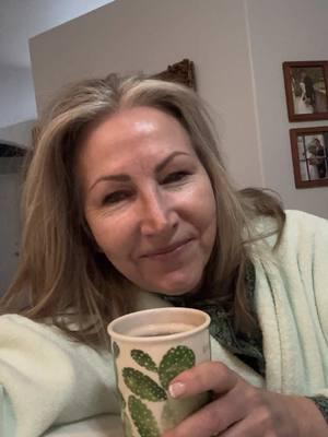 Excuse the naked face, I just woke up. 😬 Time is not linear but on birthdays it feels more so. What are you drinking this morning and how do you take it? On this auspicious day🙏I’m having hand rolled jasmine pearls with creamed honey 🍯 It was carried specially for me from the UK☺️Thanks for joining me for tea 🫖 this morning! #teatime #birthday #birthdaygirl #birthdaythoughts #goodmorningpost #aging #reverseaging 