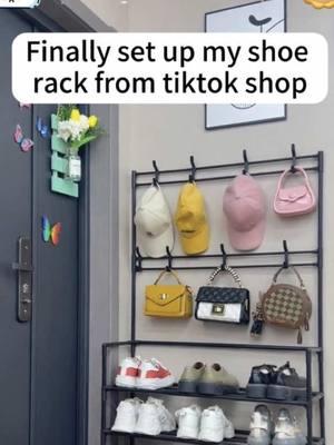 It's so convenient.#fyp #fypン #fypジviral#housework #tidyup #takein #shoeandhatrack#Tiktokshopholidayhaul #spotlightfinds#fyp#foryoupage #gift #TikTokShop #good