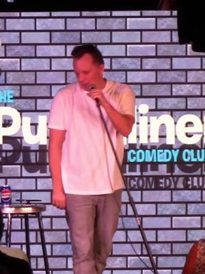 Fun w/ the crowd, jokes about parenting, TikTok and more. #comedy #adamhunter #jokes #standup #standupcomedy #fun 