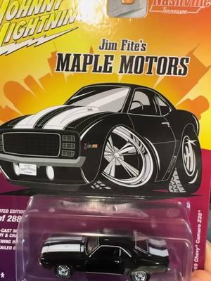 Maplemotors.com https://www.paypal.com/instantcommerce/checkout/HJM9CJZA7XGCW #collection #maplemotors #1969 #camaro #johnnylightning #diecast 