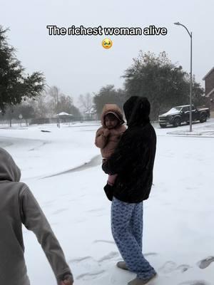 #fyp #foryourpage #snow #snowingintexas #snowinginhouston #houston #texas #family #2025 