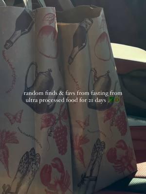 Today is the last day of the 21-Day Gluttony fast from ultra processed foods I did with 63 others 🥗 The point of this fast was to focus on food that God made aka Whole Foods. I read labels on every single thing that I ate and aimed to not consume anything I couldn’t pronounce or that didn’t come naturally.  Eating God’s food changes my whole perspective. He told us to eat this way for a reason and I want to keep this going because I feel GREAT 🤩 I haven’t been bloated AT ALL. More easily got my daily protein in. My digestion improved. My period was regulated and cramps weren’t as bad. I feel calm and aware. I’ve been losing weight. Even when I’m snacking, it feels right because it’s not bad stuff.  God is so good! 10/10 recommend this fast and will be hosting it again sooner than you think! 😇 #fitness #faithandfitness #fitnessmotivation #wholefoods #healthy #healthyrecipes #21daymealplan #21dayfast #dallastrainer #dallaspersonaltrainer 