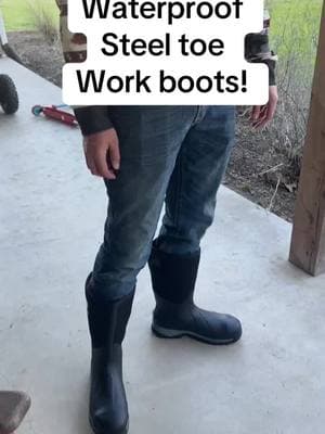 Does your hubby or son need new work boots?!  #rubberboots #waterproofboots #steeltoe @tideweofficial #tidewe 