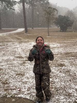 Just another day in South Mississippi #snow #snowday #foryoupage #fyp #snowinginmississippi #foryourpage 