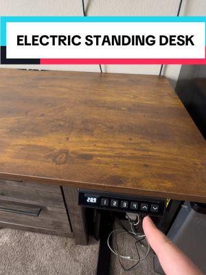 Electric standing desk #desk #gaming #gamingdesk #homefinds #ttshopdeals #electricdesk #standingdesk #electricstandingdesk 